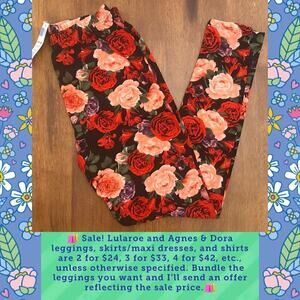 NWT Agnes & Dora Rose Floral Pattern Leggings, Size Large